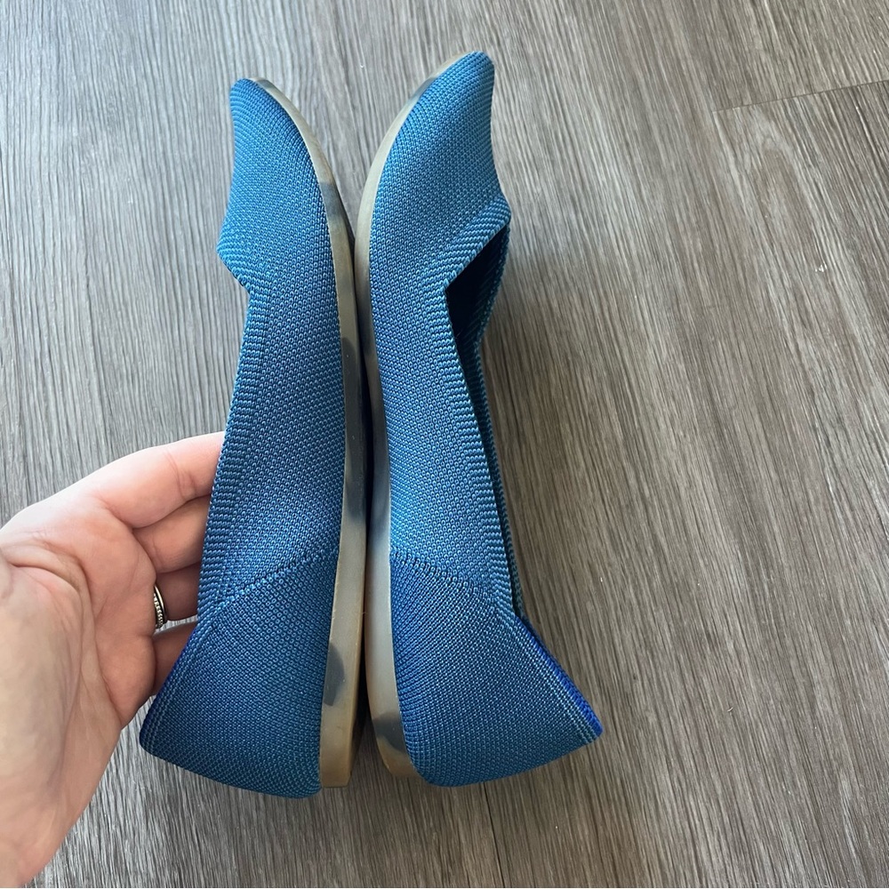 Rothy's The Point Flat Shoe in Blue Women's Size 7 - Picture 5 of 8